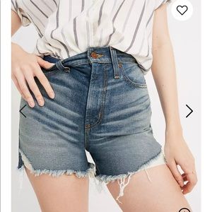 NEW • Madewell • The Perfect Jean Shorts Dayna 25